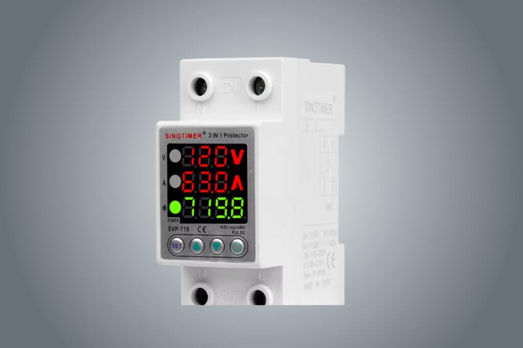 Spanningsmeter van Aliexpress welke Maarten van CK ingebouwd heeft