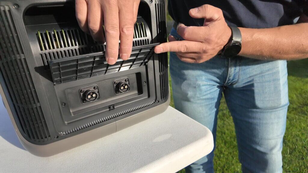 De review van de Allpowers R2500 V2 van CaravanKamperen